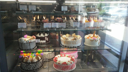 Shopping Mall «Dr. Martin Luther King Jr. Shopping Center», reviews and photos, 1601 E 103rd St, Los Angeles, CA 90002, USA