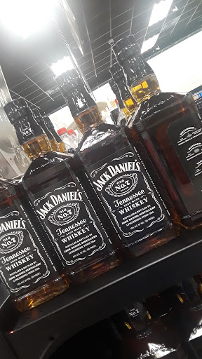 Liquor Store «ShopRite Wines and Spirits of Clifton», reviews and photos, 895 Paulison Ave, Clifton, NJ 07011, USA