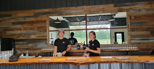 Winery «Tanglewood Winery», reviews and photos, 15811 Riley St, Holland, MI 49424, USA