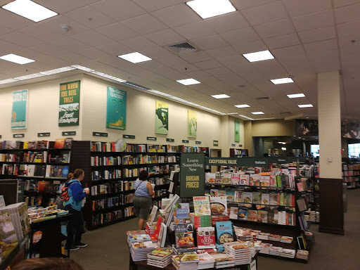 Book Store «Barnes & Noble», reviews and photos, 451 E Altamonte Dr, Altamonte Springs, FL 32701, USA