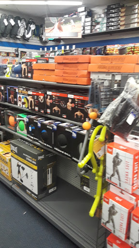 Sporting Goods Store «Big 5 Sporting Goods - Highlands Ranch», reviews and photos, 8675 S Quebec St, Littleton, CO 80130, USA