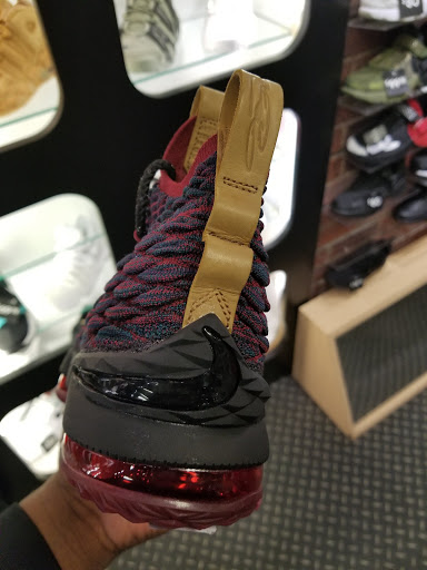 Shoe Store «VILLA, Join the Movement», reviews and photos, 605 N Market St, Wilmington, DE 19801, USA