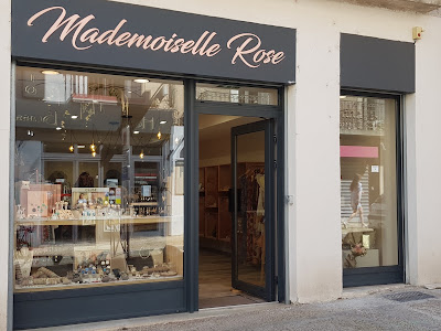 Mademoiselle Rose à Clermont-l'Hérault