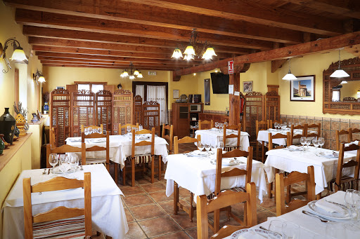 Restaurante La Puebla en Orbaneja del Castillo
