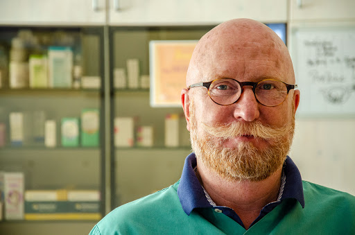 Tierarzt Frank Albrecht unter Kiel, Schleswig-Holstein
