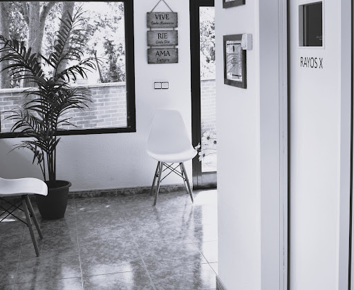 Talamanca Dental (Dr. Mario Pérez Nogal) en Talamanca de Jarama, Madrid