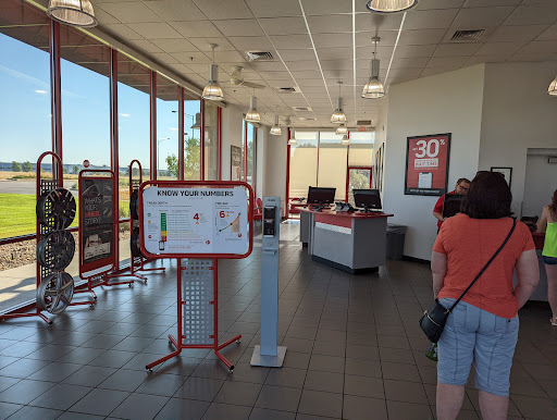 Tire Shop «Discount Tire Store - Brighton, CO», reviews and photos, 4040 E Bromley Ln, Brighton, CO 80601, USA