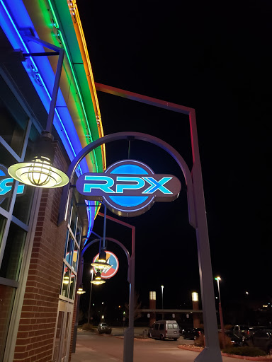 Movie Theater «Regal Cinemas River Point 14 & RPX», reviews and photos, 3565 S Platte River Dr, Sheridan, CO 80110, USA