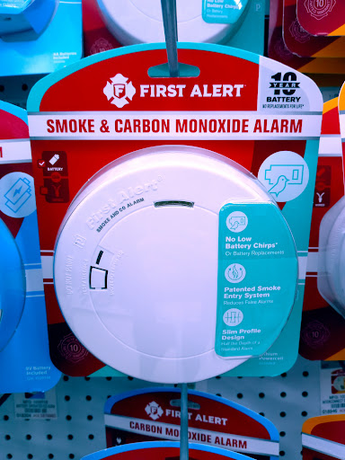 Hardware Store «Fernandes Lumber Inc», reviews and photos, 299 Depot St, South Easton, MA 02375, USA