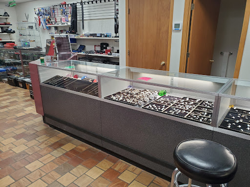 Pawn Shop «Metro Pawn & Loan», reviews and photos, 3011 W Broadway, Council Bluffs, IA 51501, USA