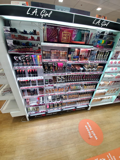 Beauty Salon «Ulta Beauty», reviews and photos, 4140 S Pulaski Rd, Chicago, IL 60632, USA