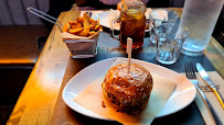 Plats et boissons du Restaurant de hamburgers Goiko à Paris - n°14