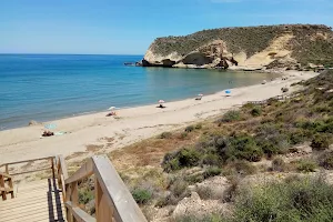 Playa la carolina image