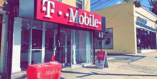 Cell Phone Store «T-Mobile», reviews and photos, 5670 Riverdale Ave, Bronx, NY 10471, USA