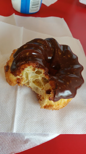 Donut Shop «Spunky Dunkers», reviews and photos, 3441 N Arlington Heights Rd, Arlington Heights, IL 60004, USA