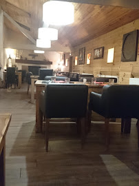 Atmosphère du Restaurant français Restaurant La Mansarde à Golbey - n°4