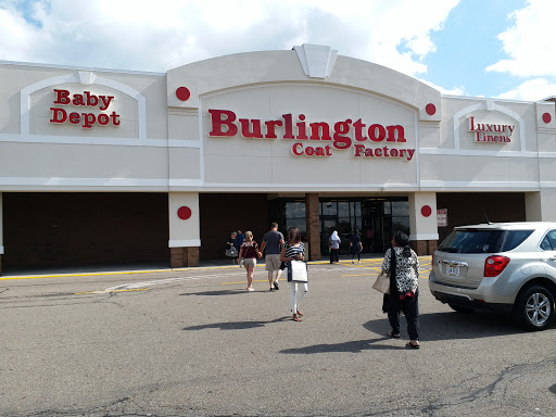 Clothing Store «Burlington Coat Factory», reviews and photos, 510 Howe Ave, Cuyahoga Falls, OH 44221, USA