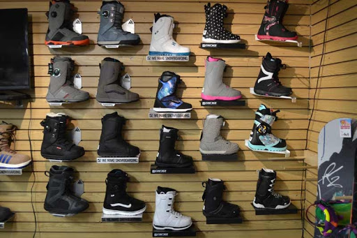 Hot Tub Store «Pelican Leisure Sports», reviews and photos, 1230 N West End Blvd, Quakertown, PA 18951, USA