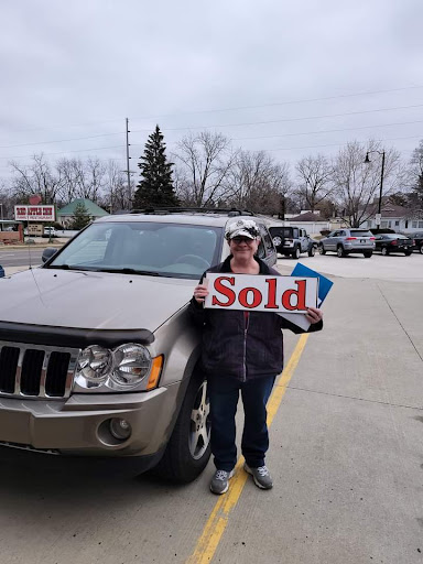 Used Car Dealer «Ubersox Used Car Super Store», reviews and photos, 101 W 8th St, Monroe, WI 53566, USA