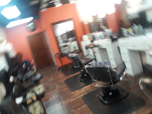 Hair Salon «Roots Beauty Studio & Southern Exposure Hair Salon», reviews and photos, 720 5th Ave S #109, Naples, FL 34102, USA