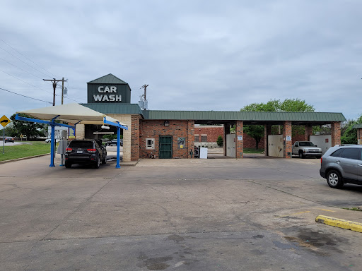 Coin laundromat & Laserwash selfserve carwash en Granbury