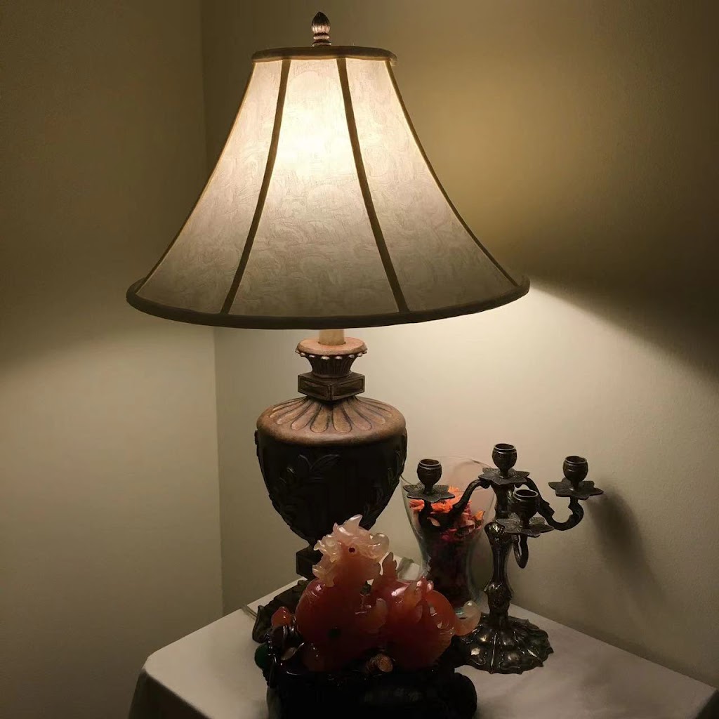 Little Utopia Massage 77098