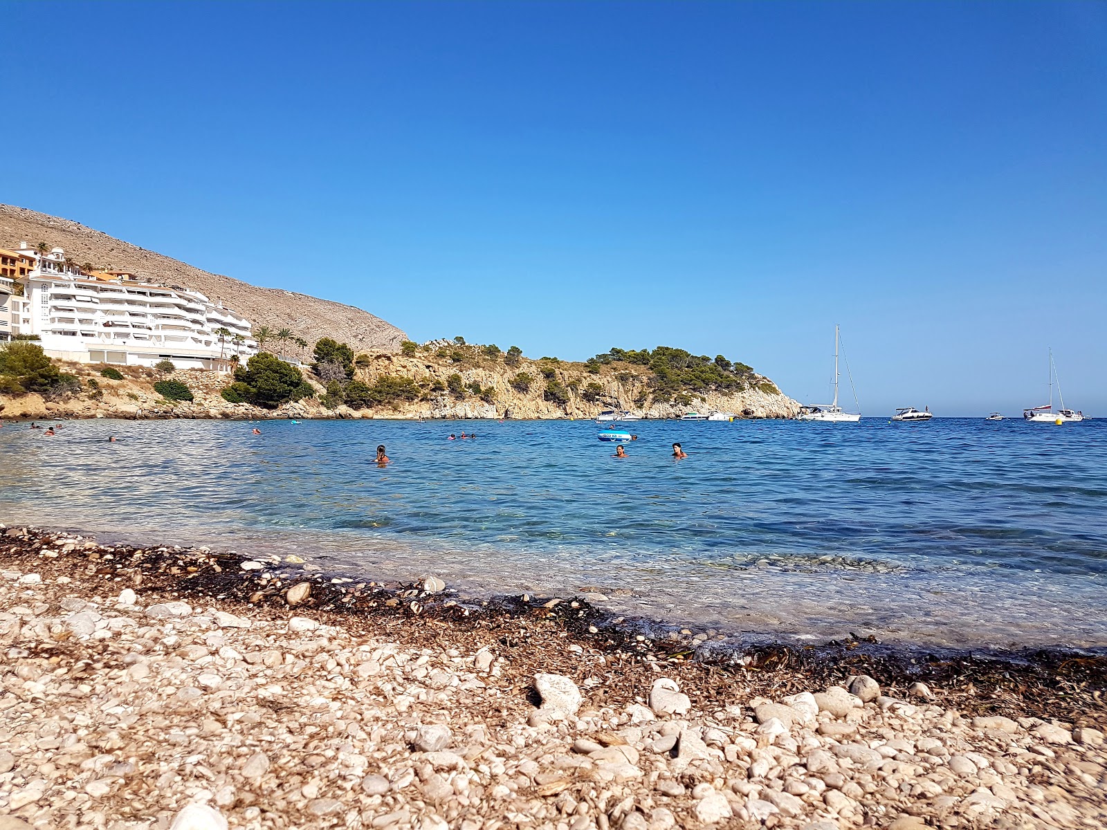 Foto di Spiaggia di Mascarat - luogo popolare tra gli intenditori del relax