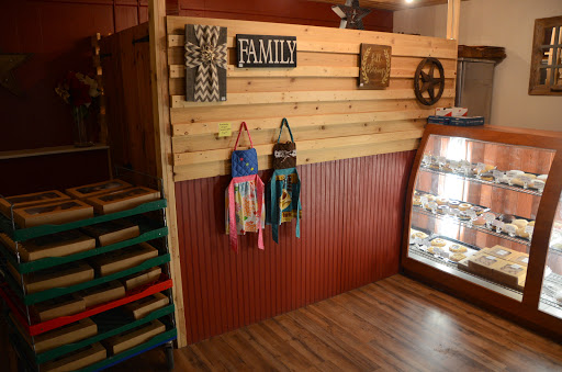 Donut Shop «A Taste of Amish», reviews and photos, 62 N 1st St, Zionsville, IN 46077, USA