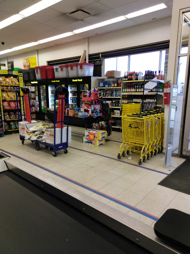 Discount Store «Dollar General», reviews and photos, 7630 Wyoming Ave, Dearborn, MI 48126, USA