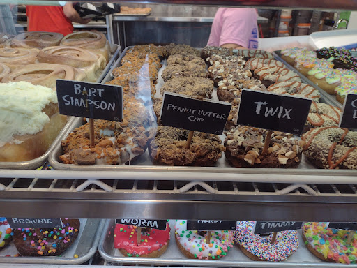 Donut Shop «Hurts Donut», reviews and photos, 5513 Mills Civic Pkwy #105, West Des Moines, IA 50266, USA