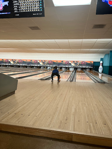 Bowling Alley «Interstate Lanes», reviews and photos, 819 Lime City Rd, Rossford, OH 43460, USA
