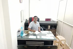 Gwalior Surgicare Clinic, Dr D K Prajapati image