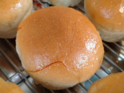 อิ่มอุ่นใจ