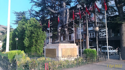 Tokat Atatürk Anıtı