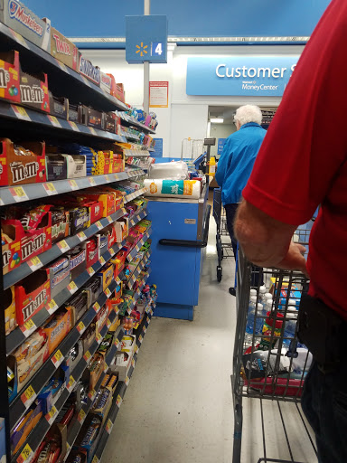 Department Store «Walmart Supercenter», reviews and photos, 12495 IL-143, Highland, IL 62249, USA