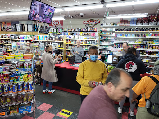 Liquor Store «R & F Liquors», reviews and photos, 4727 E Southern Ave # C, Phoenix, AZ 85042, USA