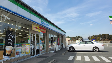 ファミリーマート 松阪豊原町店