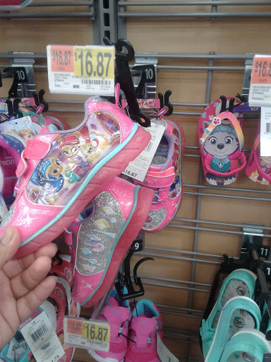 Department Store «Walmart Supercenter», reviews and photos, 2601 MacArthur Rd, Whitehall, PA 18052, USA