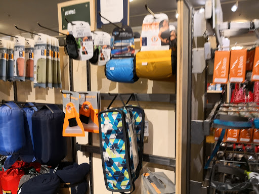 Clothing Store «L.L. Bean», reviews and photos, 160 N Gulph Rd, King of Prussia, PA 19406, USA