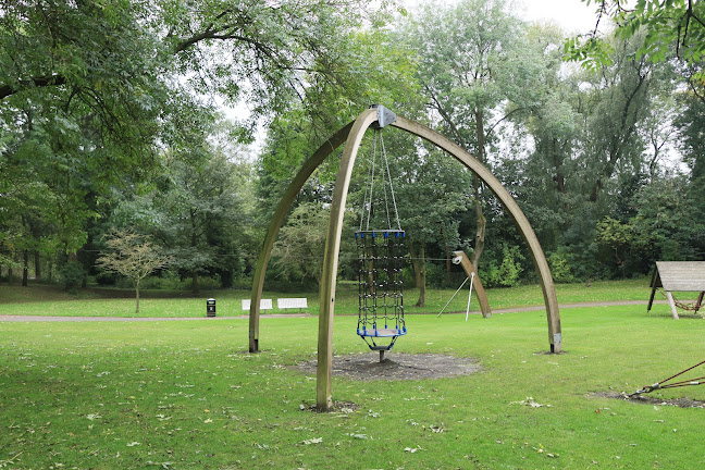 Comments and reviews of Hanley Park