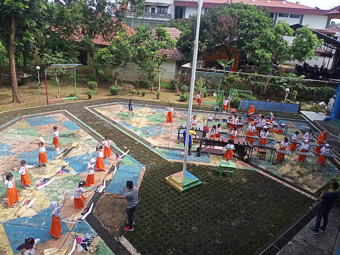 10 Tempat Menarik di Taman Kanak-kanak Kabupaten Bogor yang Wajib Dikunjungi

Taman Kanak-kanak merupakan tempat yang penting bagi perkembangan anak-anak di Kabupaten Bogor. Di dalamnya terdapat jumlah tempat menarik yang dapat dikunjungi oleh anak-a...