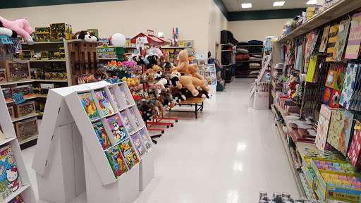 Department Store «Renys Department Store», reviews and photos, 795 Roosevelt Trail, Windham, ME 04062, USA