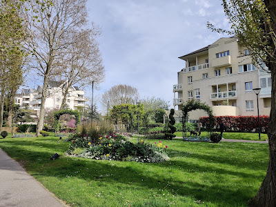 Square de Villemessant à Enghien-les-Bains