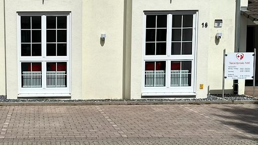 Tierarztpraxis Azizi unter Achern, Baden Württemberg