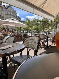 Atmosphère du Restaurant La Mascotte à Paris - n°5