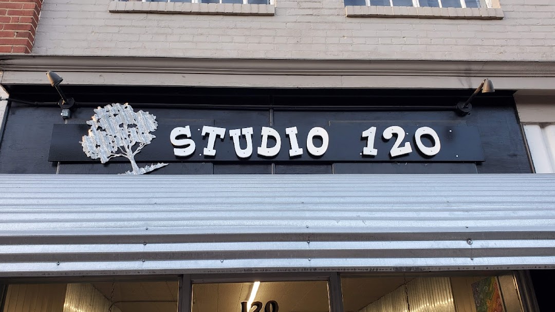 Studio 120