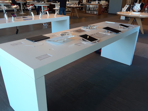 Cell Phone Store «AT&T», reviews and photos, 305 Gellert Blvd, Daly City, CA 94015, USA