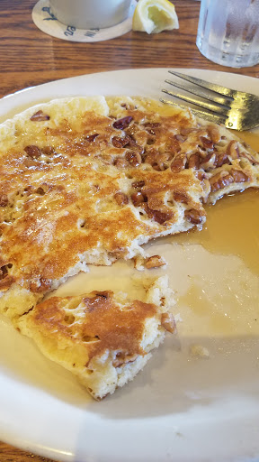 American Restaurant «Cracker Barrel Old Country Store», reviews and photos, 1005 Candleview Lane, Crawfordsville, IN 47933, USA