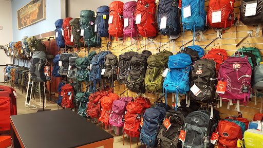 Outdoor Sports Store «Summit Hut», reviews and photos, 5251 E Speedway Blvd, Tucson, AZ 85712, USA