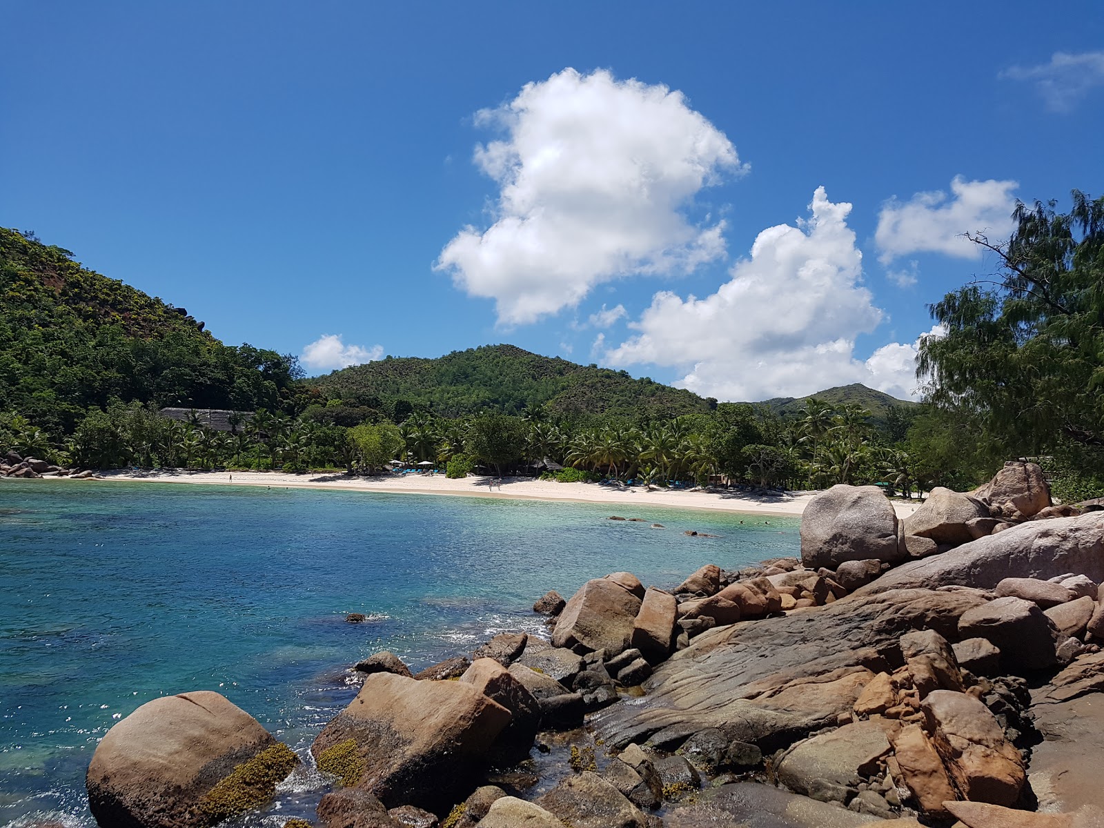 Foto di Spiaggia di Petite Anse Kerlan e il suo bellissimo paesaggio